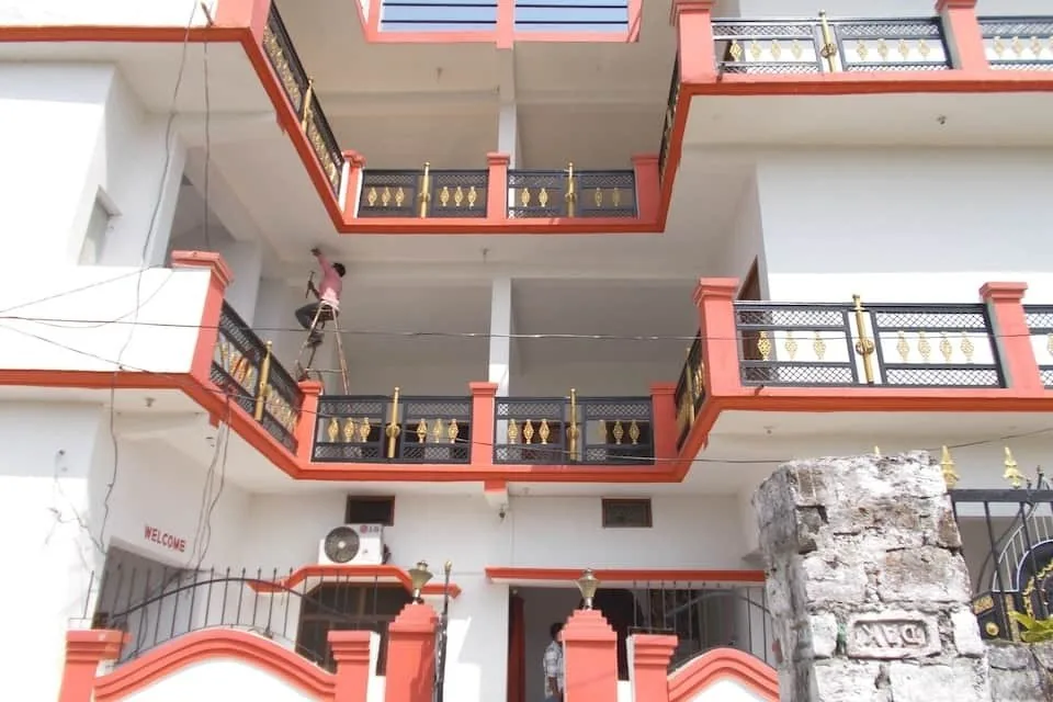 HOTELS VINAYAK in Kushinagar - photo 2