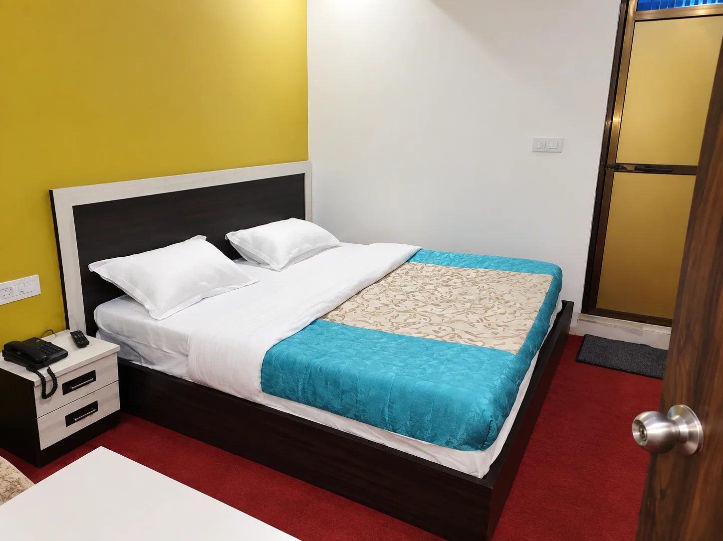 Hitarth Hotel in Naugarh - photo 4