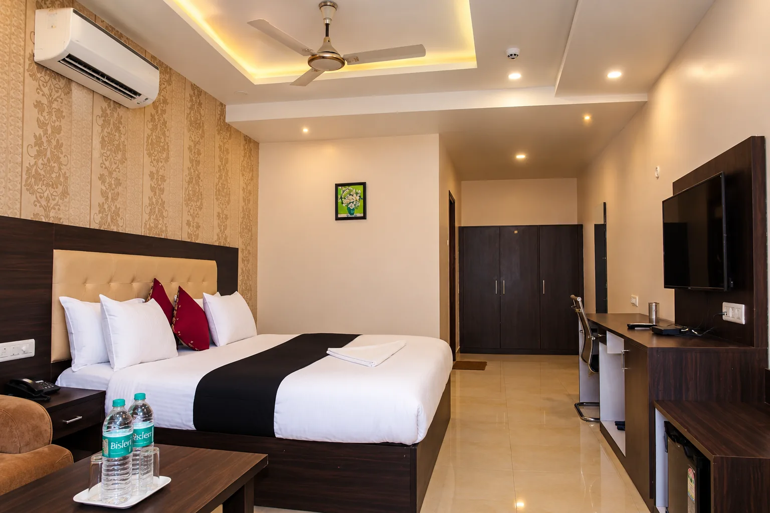 Hotel Bhavya Palace in Basti - photo 4