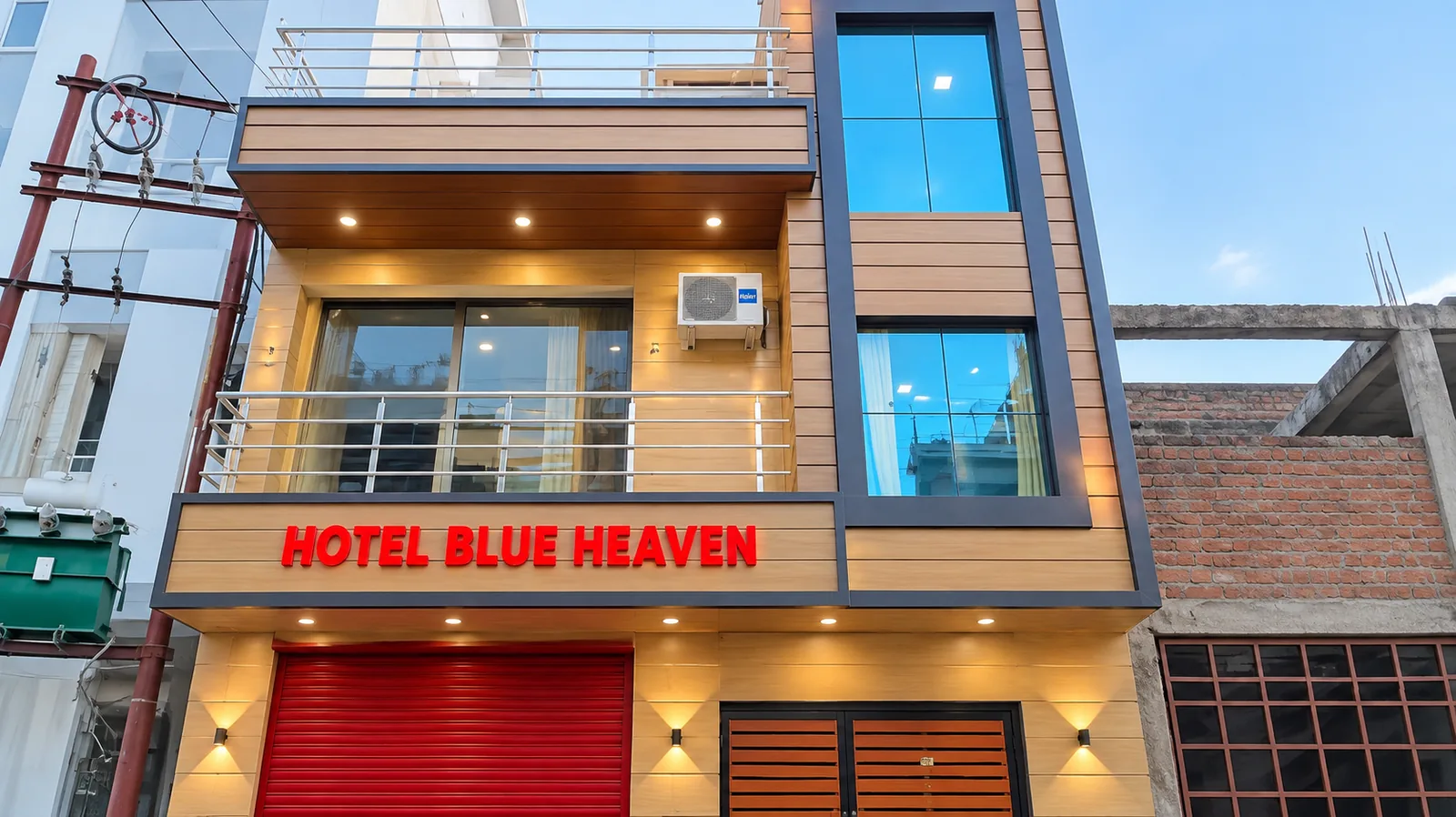 Hotel Blue Heaven in Gorakhpur