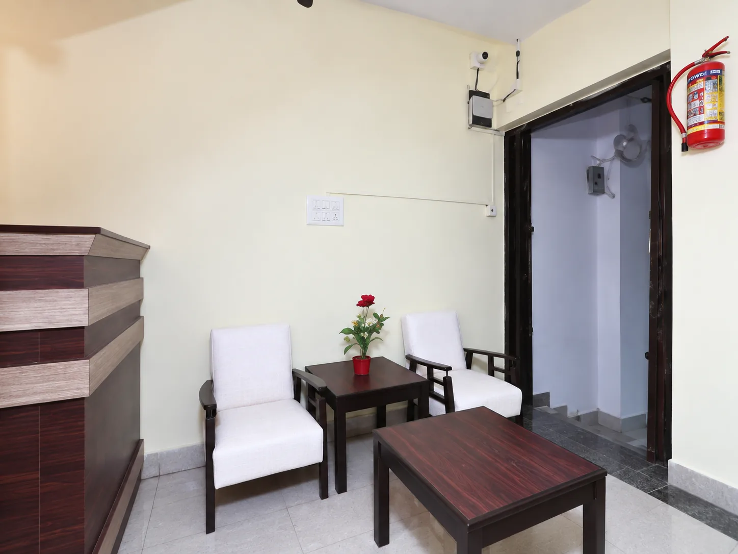 Hotel Royal Monarch in Gorakhpur - photo 3