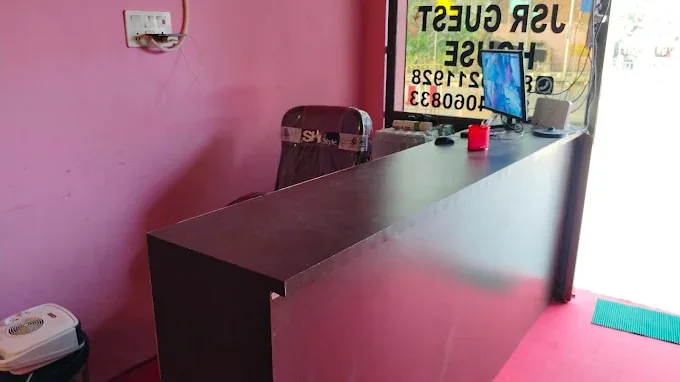 JSR Guest House in Maharajganj - photo 4