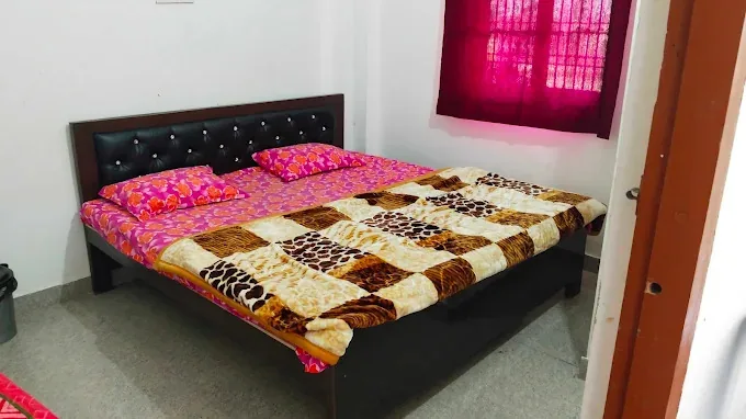 JSR Guest House in Maharajganj - photo 3