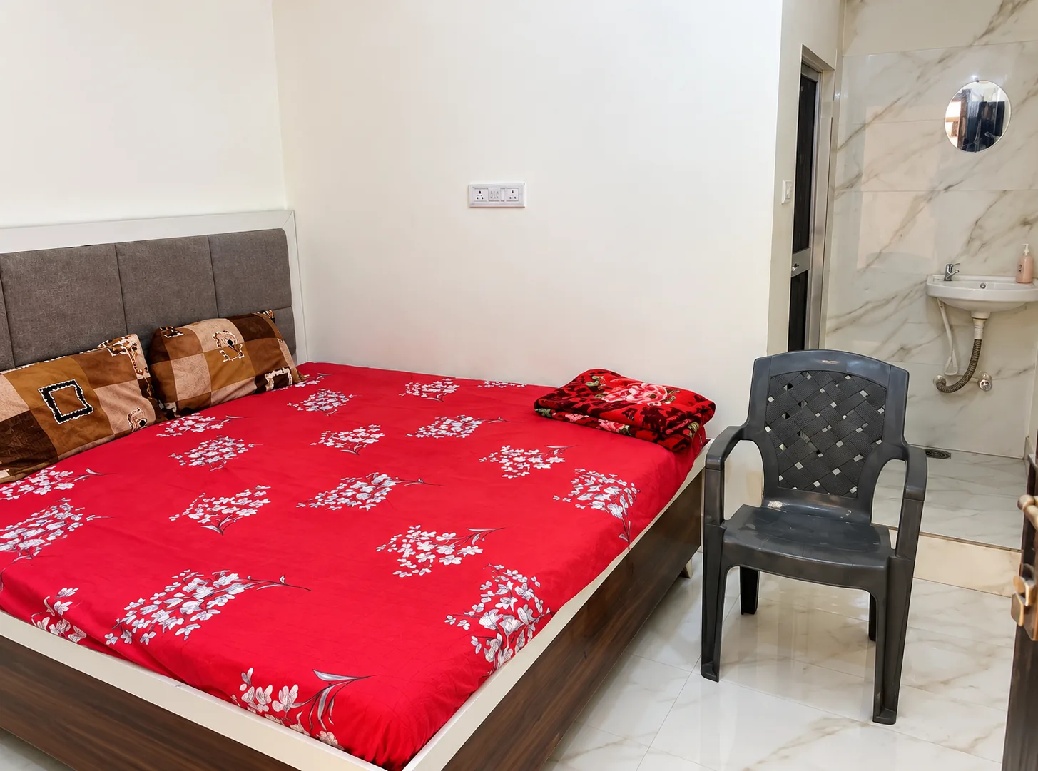 Sangam Guest house in Jaunpur - photo 4