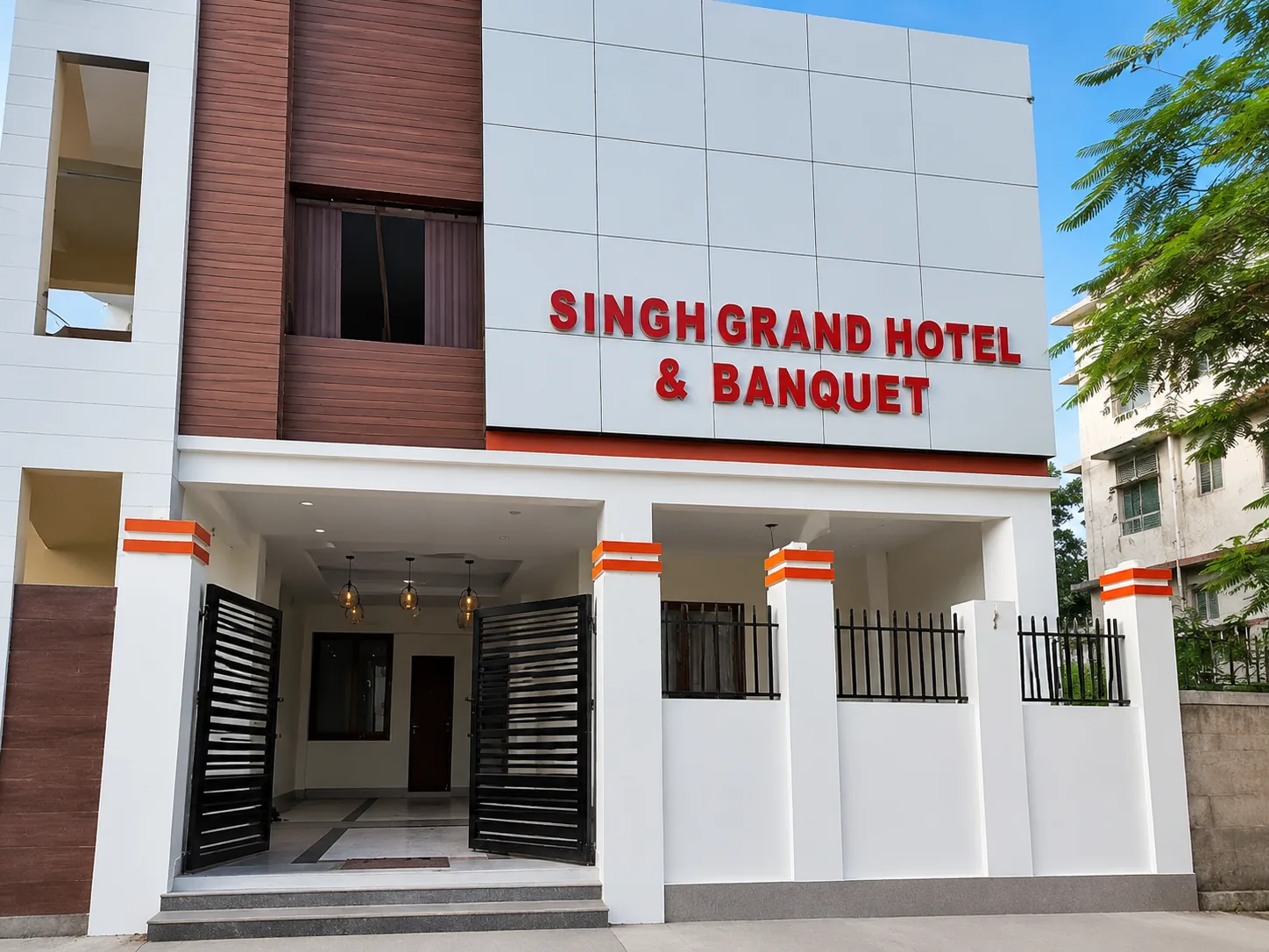 Singh Grand Hotel hotel photo