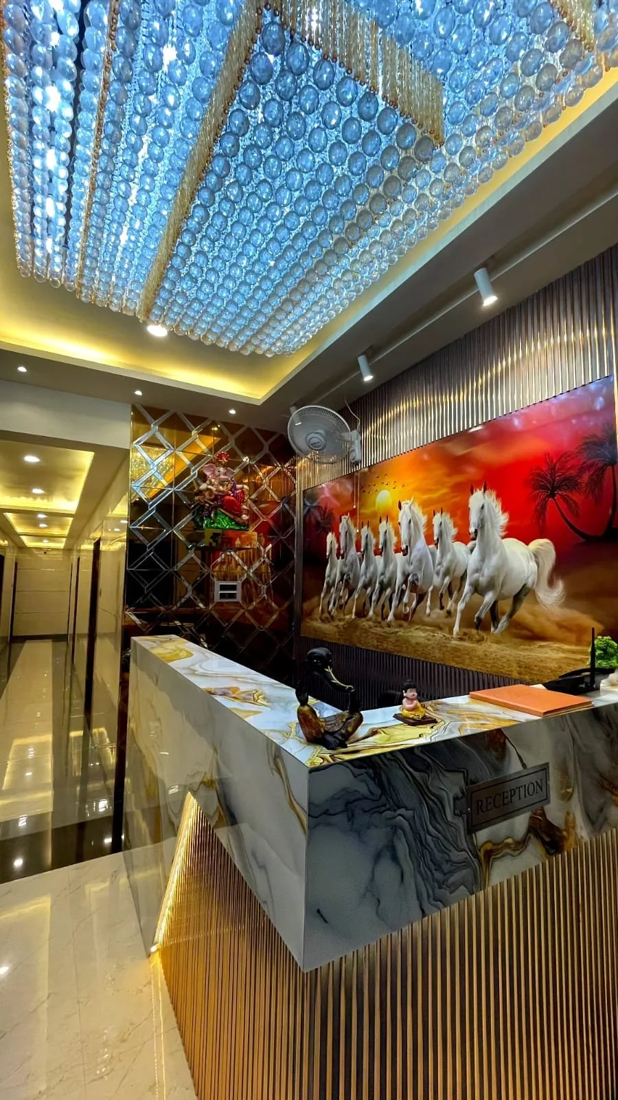 ELEPHANT HOTELS in Deoria - photo 2