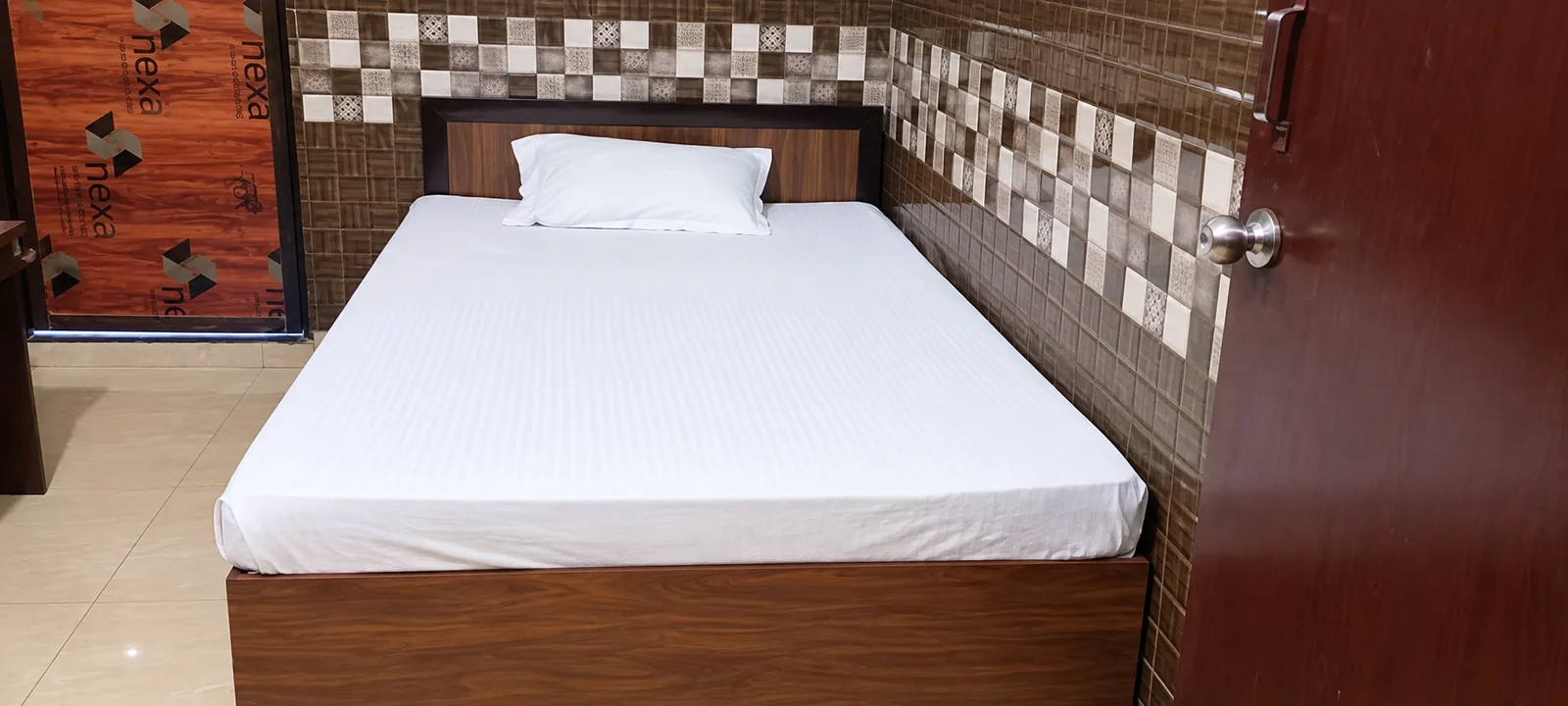 Aman Guest House in gorakhpur - photo 4