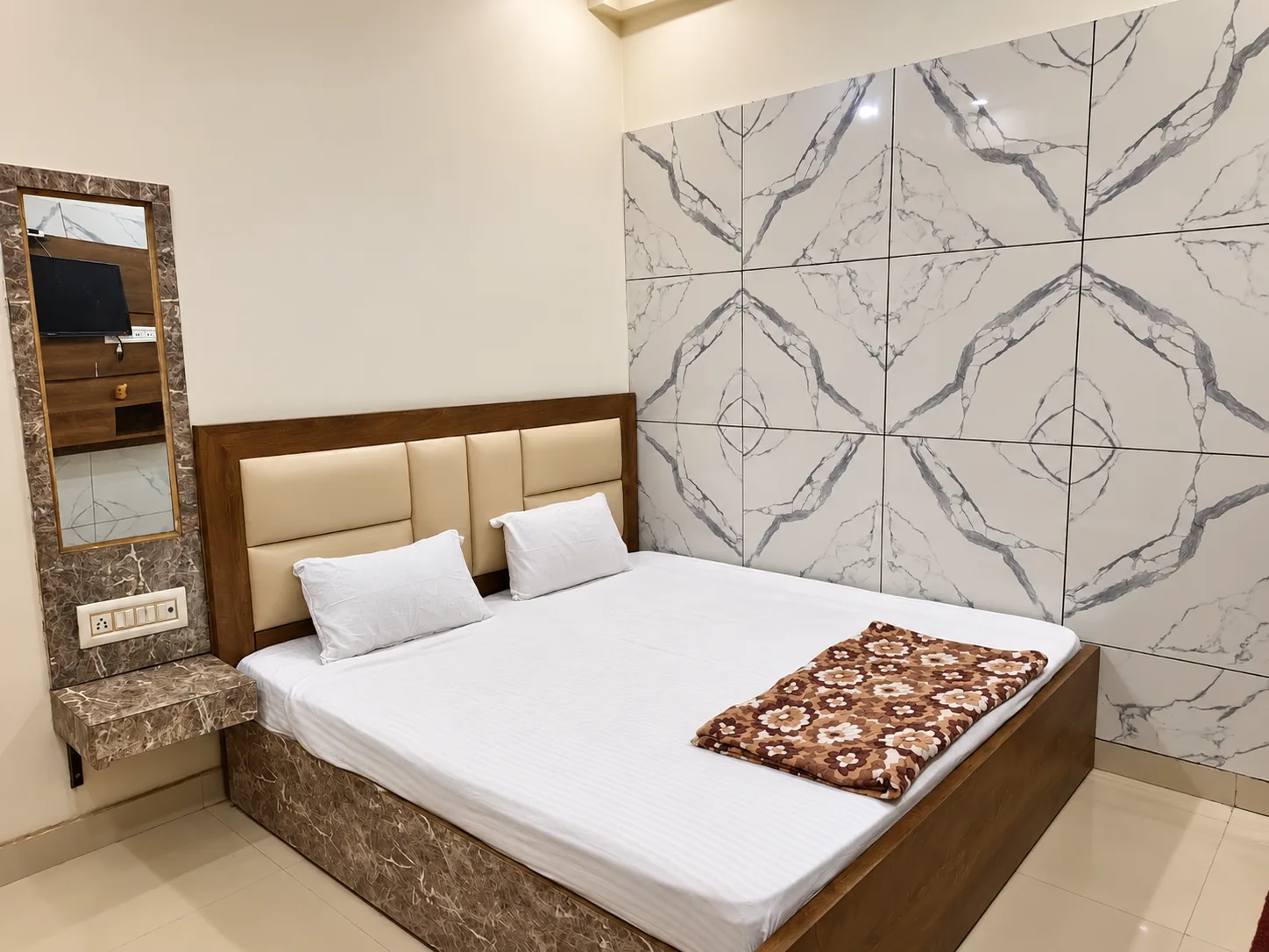 Hotel Comfort Inn in Gonda - photo 5