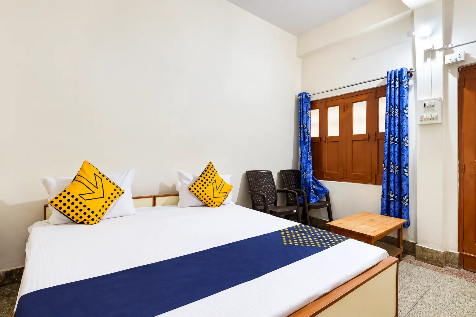 Hotel Radiant in Azamgarh - photo 4