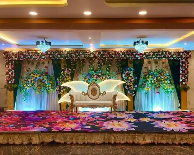 RADHA KRISHNA PALACE in Gorakhpur - photo 5