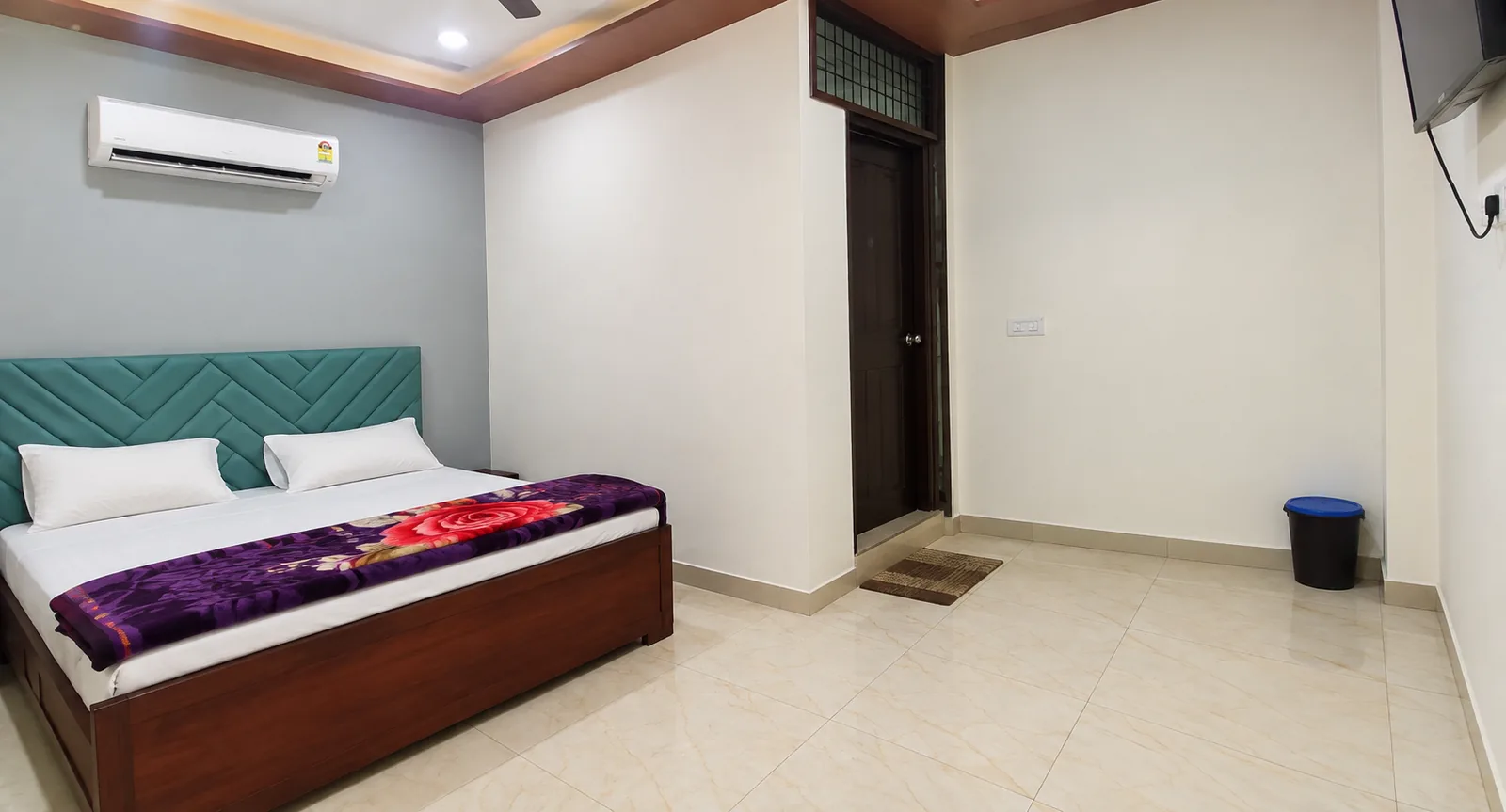 M.D. Hotel in Gorakhpur - photo 5