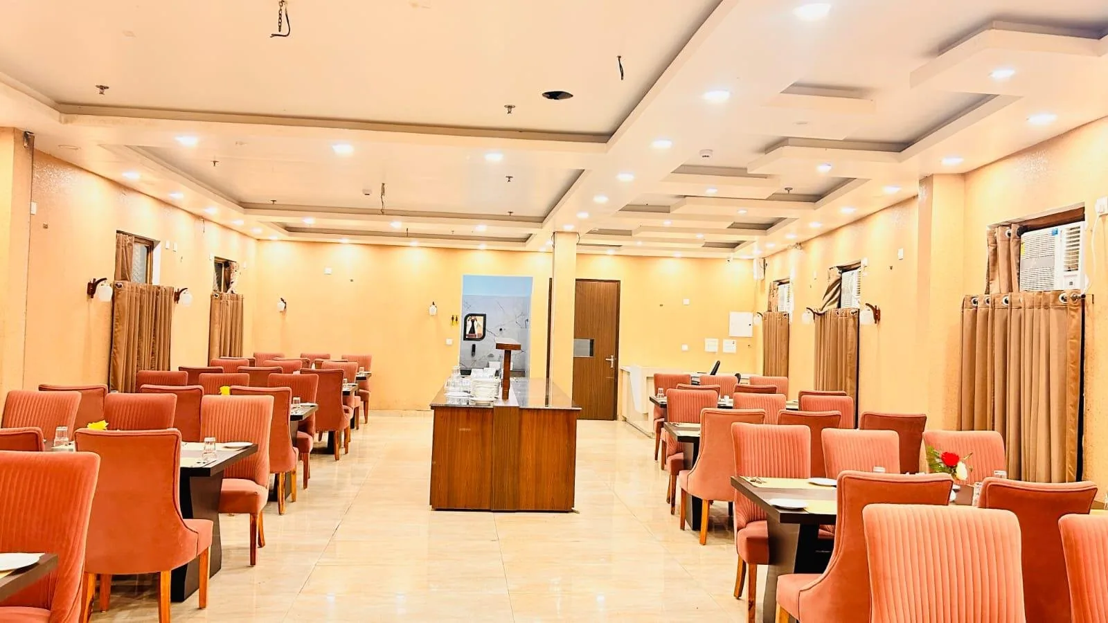 HOTEL RED SAPPHIRE in Kushinagar - photo 5