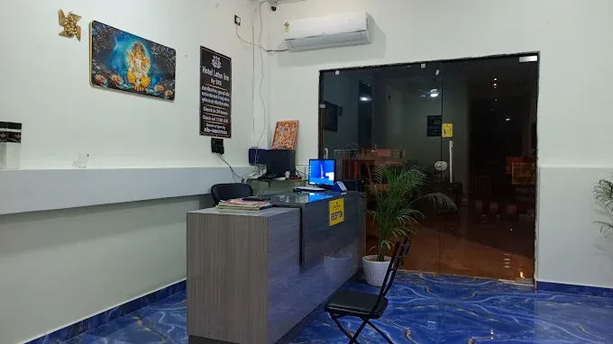 HOTEL LOTUS INN BY SRS in Maharajganj - photo 2