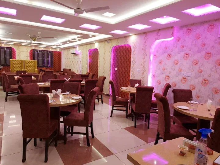 Hotels Kailash Restaurant in Deoria - photo 5